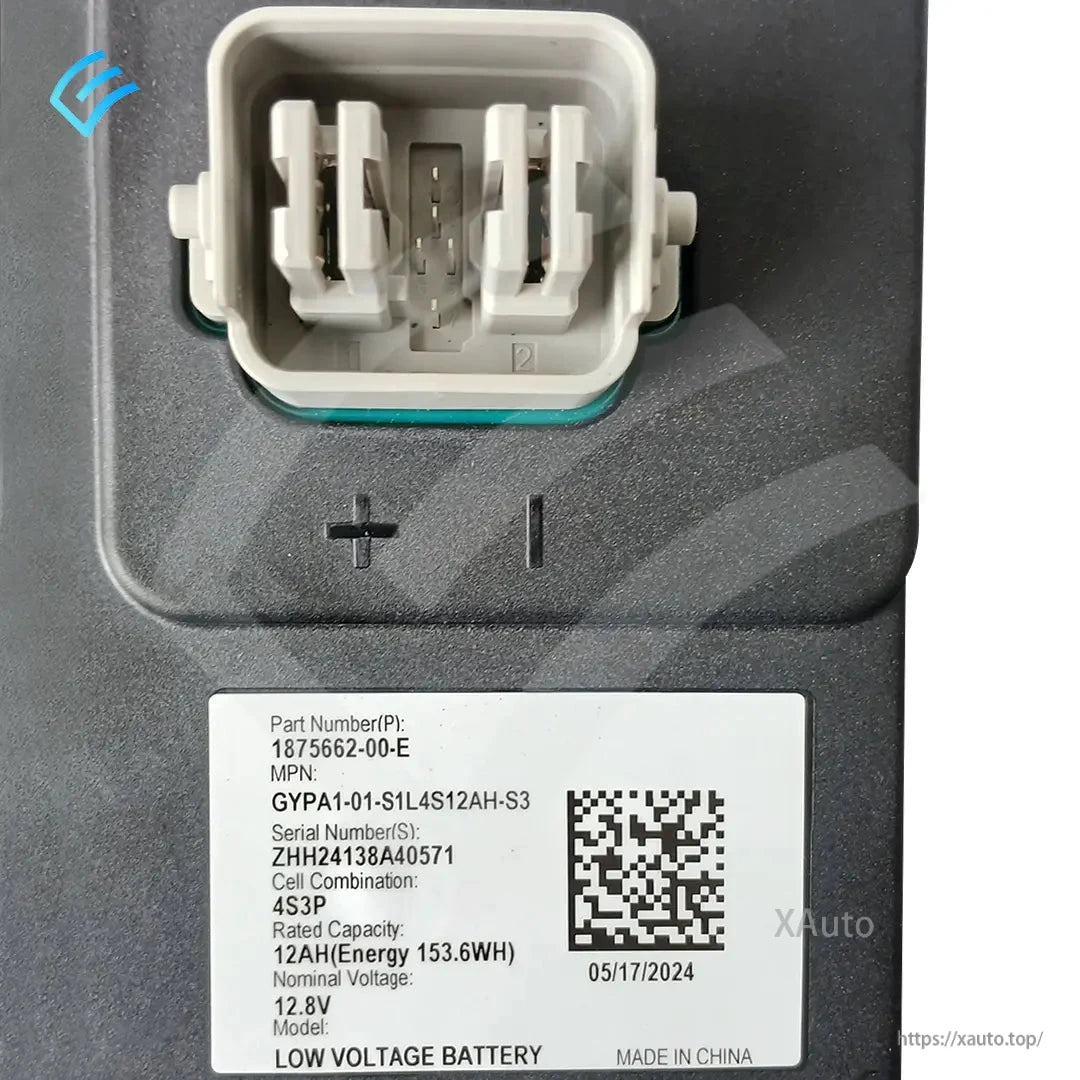 Close-up of electrical connector and ID label with QR code on 1875662-00-E low-voltage battery