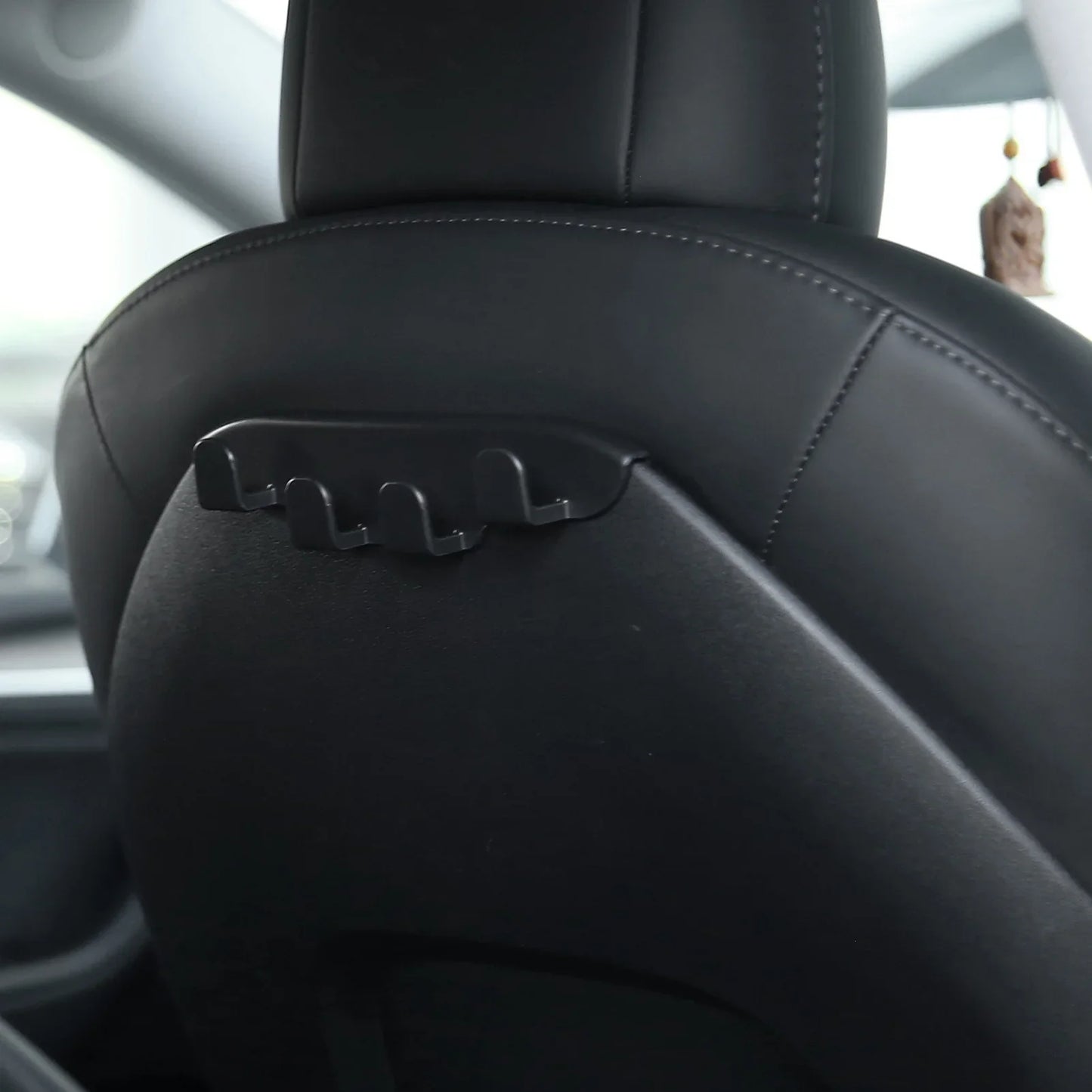 2022–2024 Tesla Model 3 & Model Y Backseat Headrest Storage Hook (Single Piece) – Version 2.0 Snap-On Organizer for Bags, Groceries & Accessories