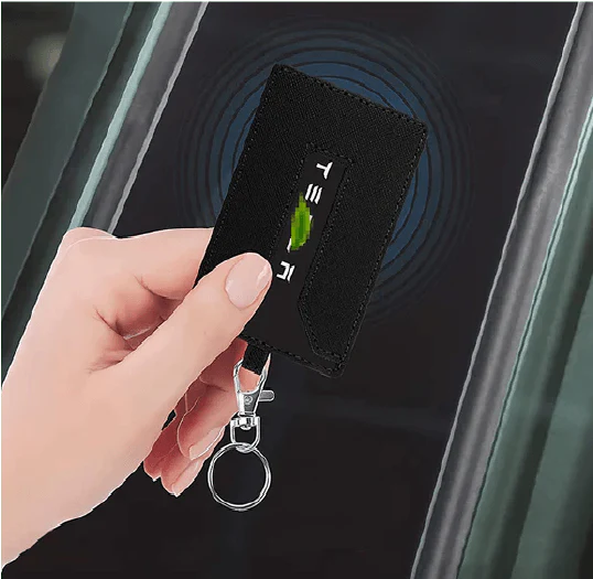 Non-Slip Tesla Key Card Holder Cover for Model 3/Y (Including Model 3 Highland) – Lightweight, Signal-Friendly & Durable Design