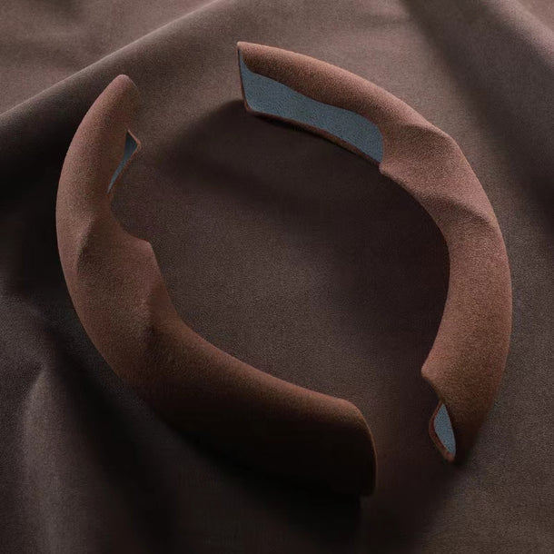 Suede Steering Wheel Cover for Tesla Model 3 & Model Y – Anti-Slip Grip, Enhanced Comfort, Luxury Interior Upgrade