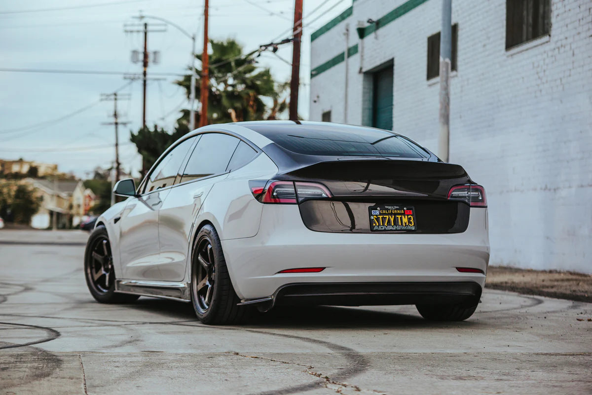 Seibon Carbon Fiber Trunk Lid with Integrated Spoiler for Tesla Model 3 (2017–2020)
