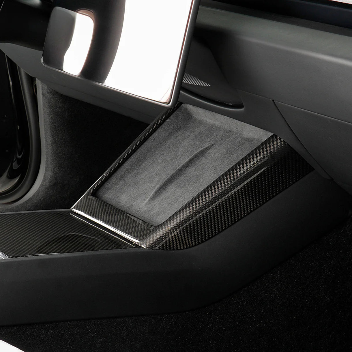 Real Carbon Fiber Wireless Charging Pad Frame Cover for Tesla Model Y Juniper 2025+ Interior Trim Overlay – Genuine Carbon Fiber, OEM Fit, Glossy or Matte Finish