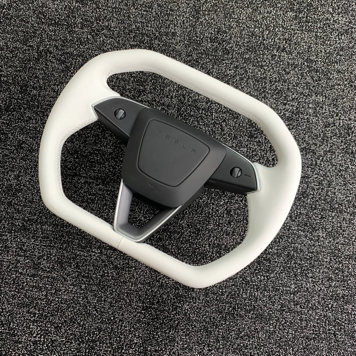 Cybertruck-Inspired Heated Steering Wheel Upgrade for 2024+ Tesla Model 3 Highland & 2025+ Tesla Model Y Juniper – Premium Handcrafted Nappa Leather OEM-Style Replacement