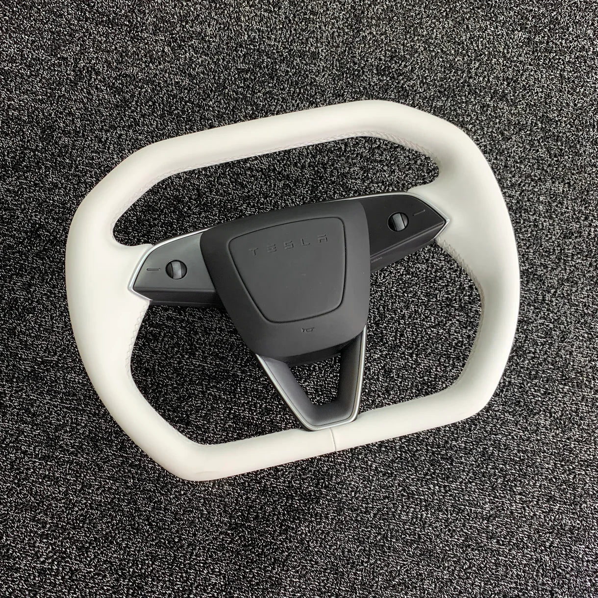 Cybertruck-Inspired Heated Steering Wheel Upgrade for 2024+ Tesla Model 3 Highland & 2025+ Tesla Model Y Juniper – Premium Handcrafted Nappa Leather OEM-Style Replacement