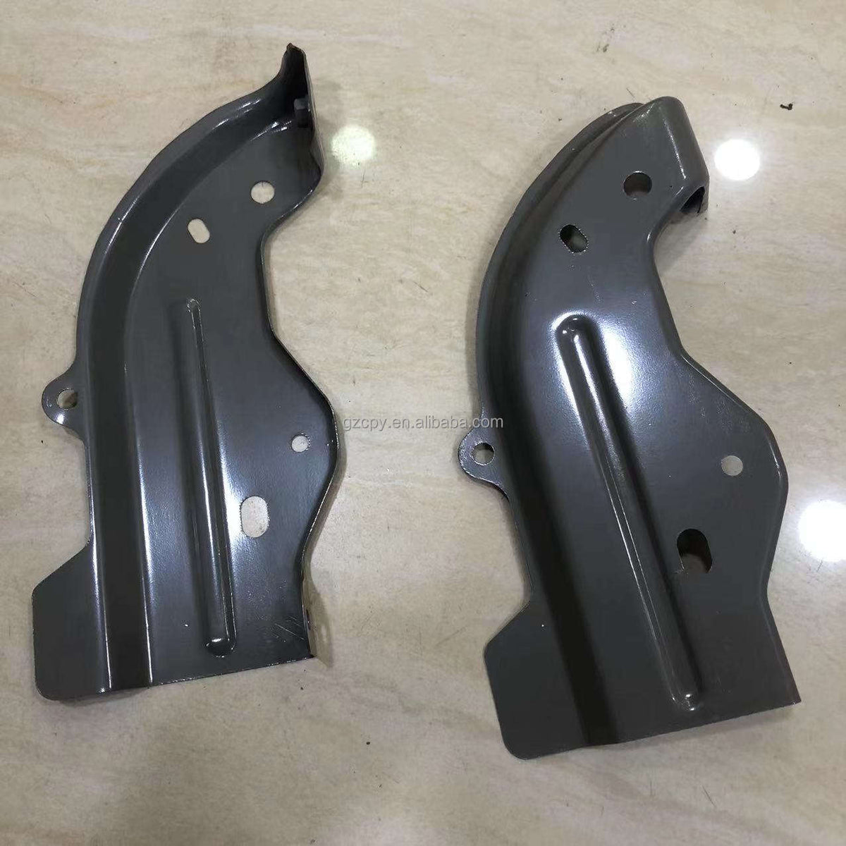 Front Leaf Plate Holder for Tesla Model 3 2017–2019 – 1100382-S0-A / 1100383-S0-A
