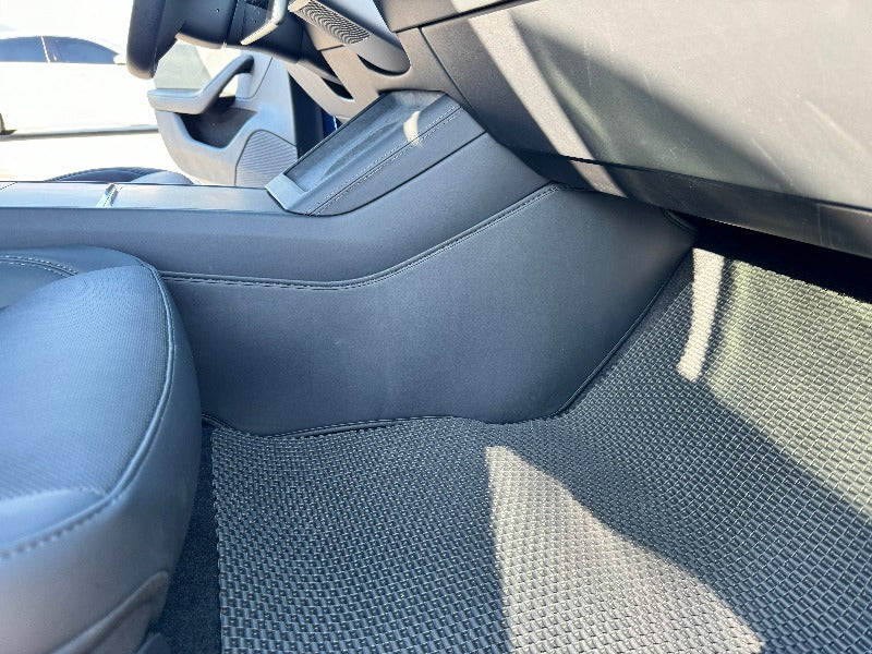 Center Console Anti-Kick Pads for Tesla Model 3 Highland (2024+) | Waterproof Side Panel Protection & Knee Comfort