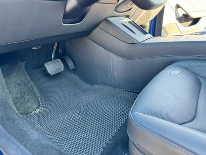 Center Console Anti-Kick Pads for Tesla Model 3 Highland (2024+) | Waterproof Side Panel Protection & Knee Comfort