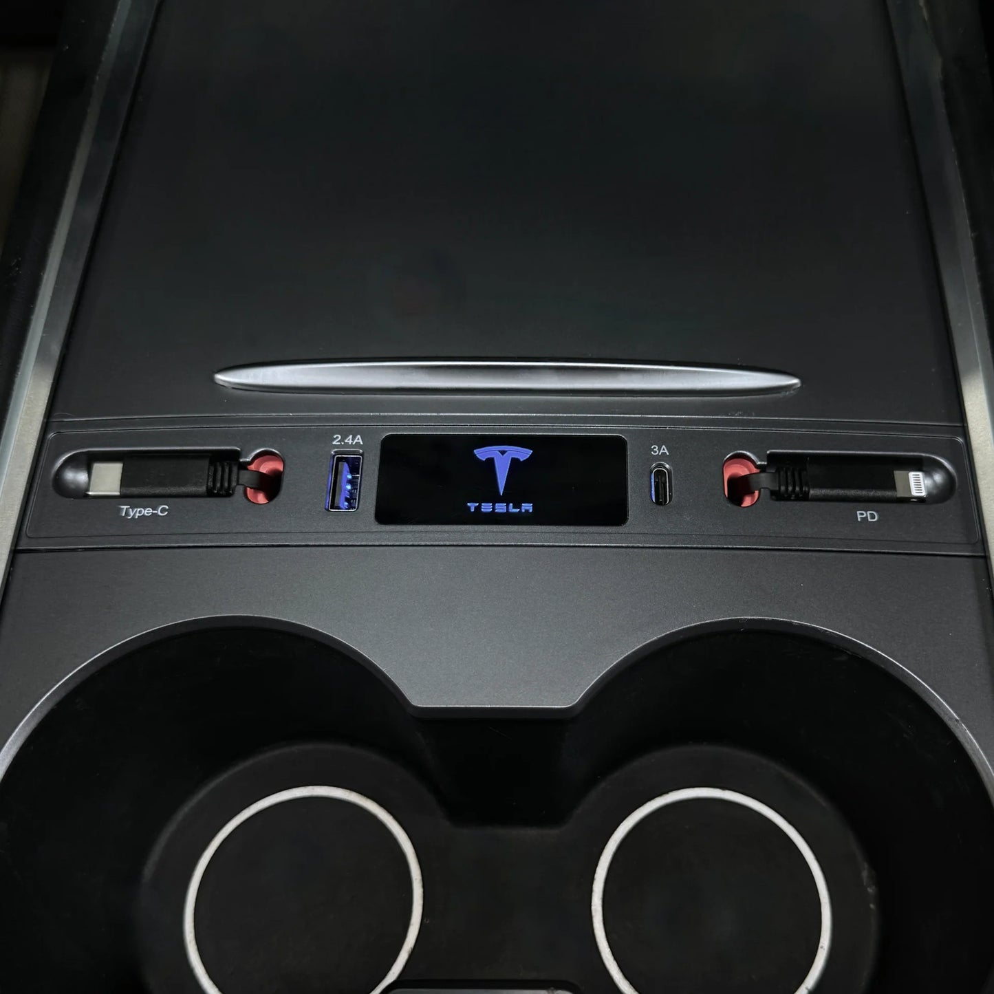 Tesla Model 3 & Model Y Center Console USB-C Docking Hub Charger with Dual Retractable Cables (27W Fast Charging) – OEM Grey Finish | 2021–2023 Model 3 & 2021–2024 Model Y