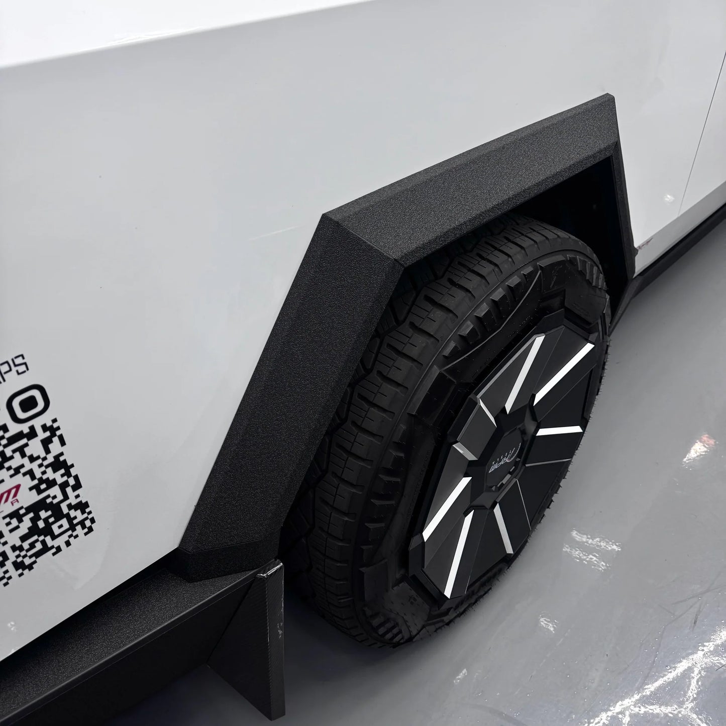 Tesla Cybertruck Fender Flare Protection Kit – Textured Vinyl Armor (20-Piece Set) | Spray-On Bed Liner Style Wrap for All Four Wheel Arches (2023–Present)