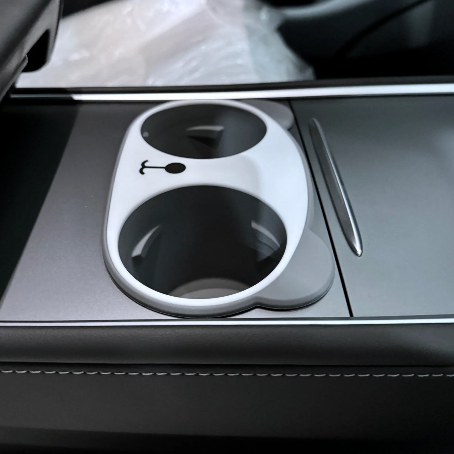 Tesla Model 3 & Model Y Dual Cup Holder Insert – Panda Style TPE Anti-Slip Liner (Gen 2) | 2017–2023 Model 3 / 2020–2024 Model Y