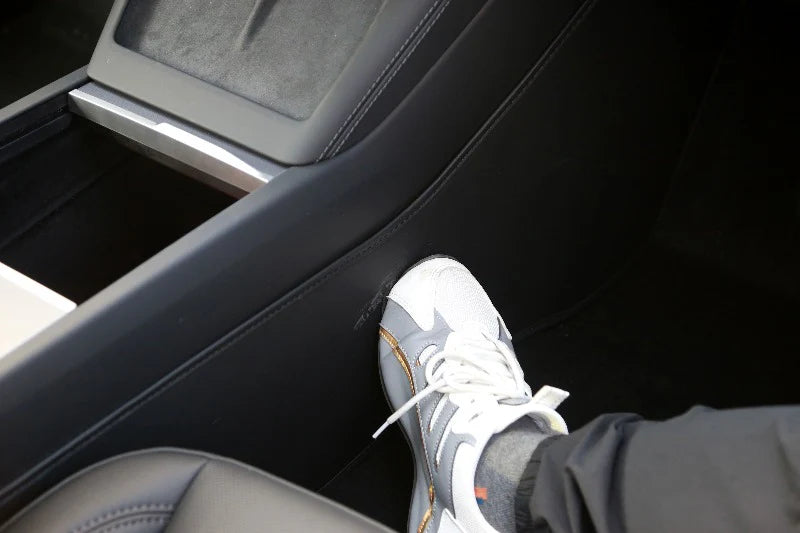 Center Console Anti-Kick Pads for Tesla Model 3 Highland (2024+) | Waterproof Side Panel Protection & Knee Comfort