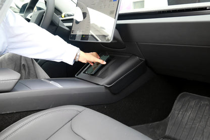 Wireless Charging Silicone Organizer Pad for Tesla Model 3 Highland 2024+ – Anti-Slip Center Console Protective Mat with Storage