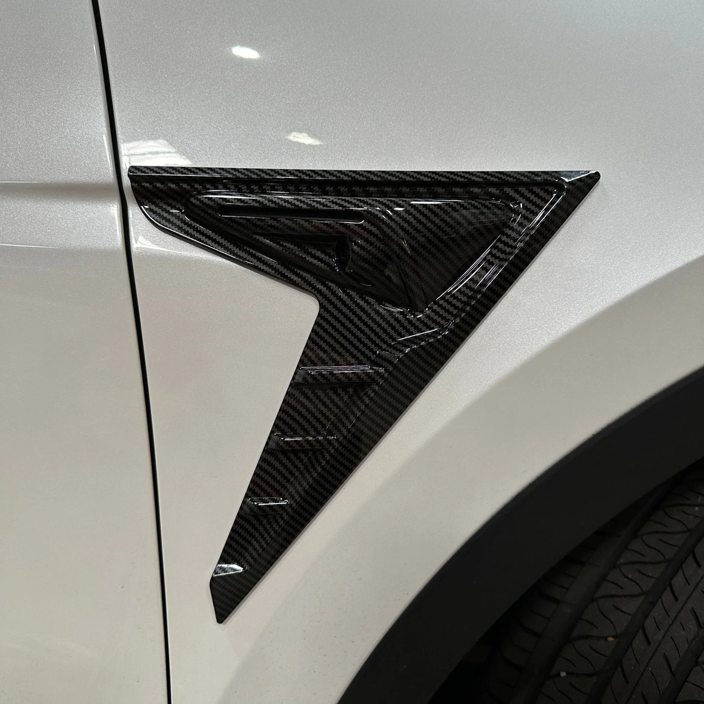 2017–2024 Tesla Model 3 & Model Y Full-Cover Turn Signal Caps & Fender Accent Flares – Carbon Fiber Coated, Glossy & Matte Options (1 Pair, Gen 2/3 Hardware)