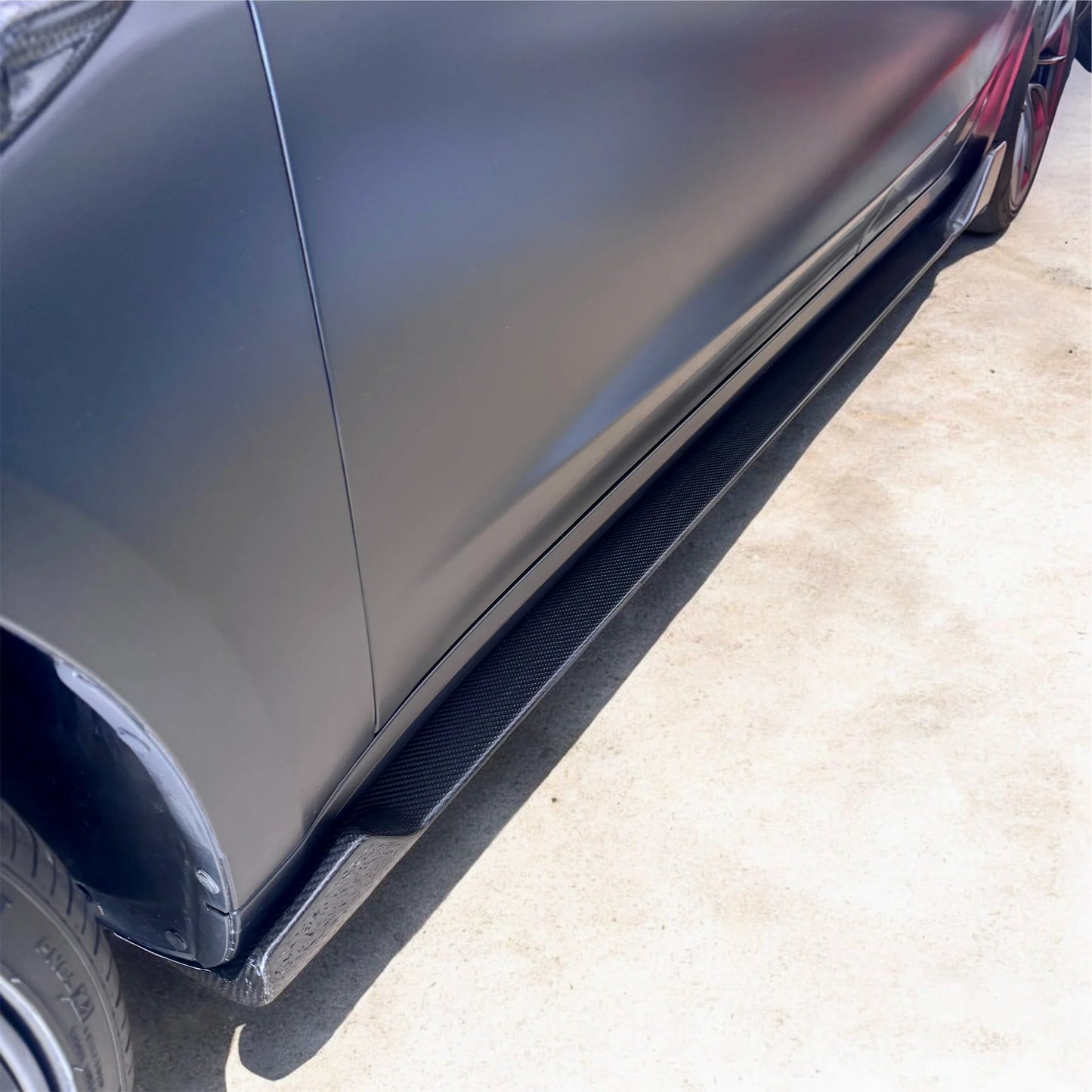 2017+ Tesla Model 3 Colossal Side Skirt Overlays – Real Dry Molded Carbon Fiber, Drill-Free Installation, Performance Aero Upgrade (1 Pair)