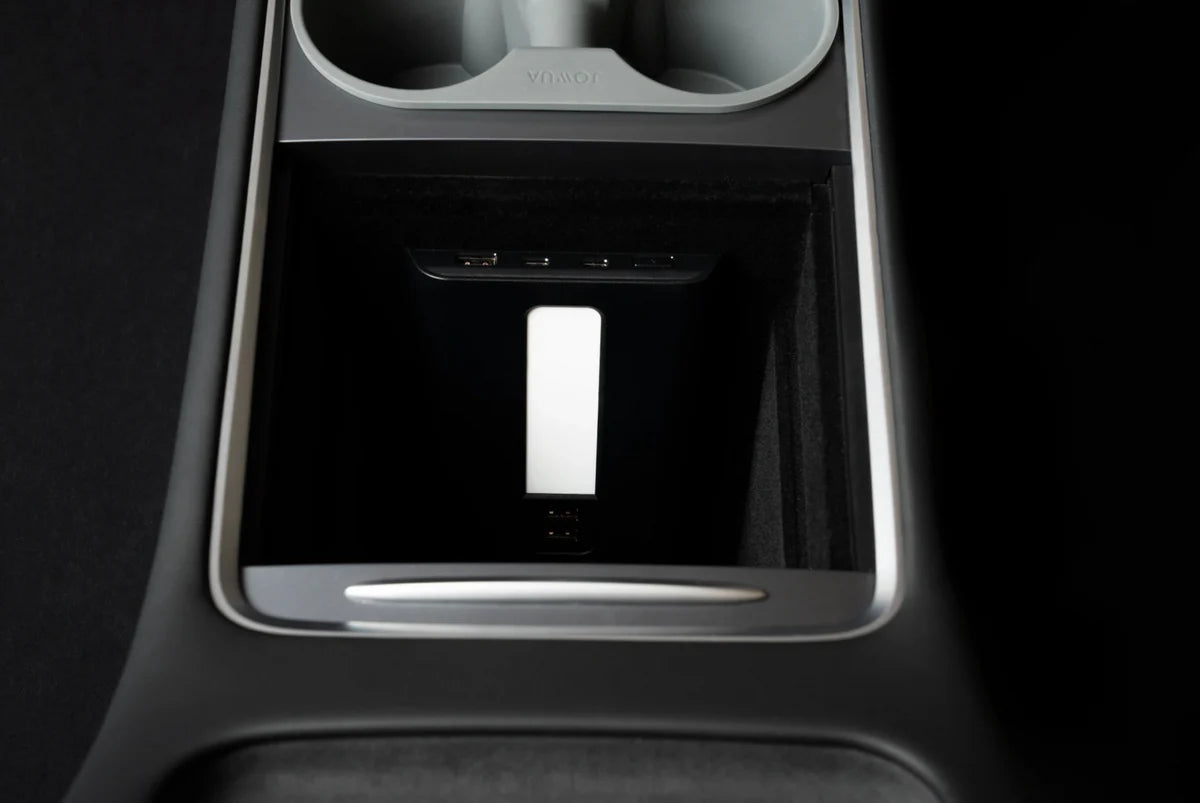 Jowua Dual USB-C Hub with LED Ambient Light for Tesla Model 3 & Model Y (2021–2023 Refresh Center Console) – 45W PD Fast Charging & Data Expansion