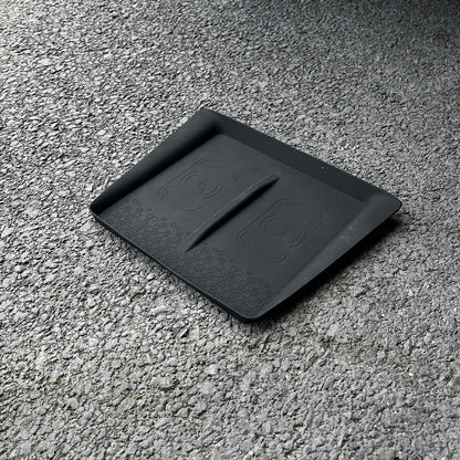 Anti-Slip Silicone Wireless Charging Pad Liner for Tesla Model Y Juniper Standard 2025 2026 2027 Center Console Phone Dock Protector Mat