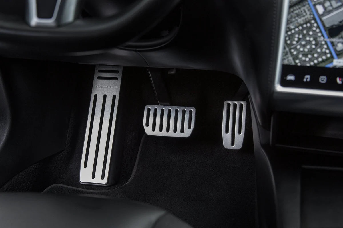Tesla Model S Foot Rest Dead Pedal Cover – Brushed Aluminum with Non-Slip Rubber Strips