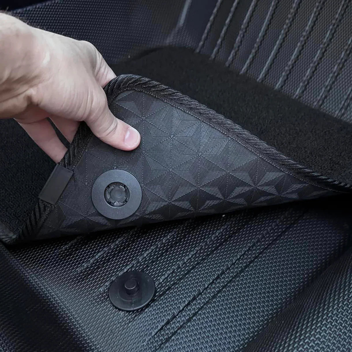 Custom-Fit TPE All-Weather Floor Mats for Tesla Model YL 2026+ Right-Hand Drive (RHD) – Full Coverage 4-Piece Set, Waterproof, Eco-Friendly Interior Protection