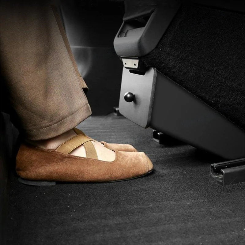 Rear Magnetic Car Trash Can with Lid for Tesla Model 3 Highland (2023.11+) & Model Y Juniper — Space-Saving Odor-Blocking Waste Bin