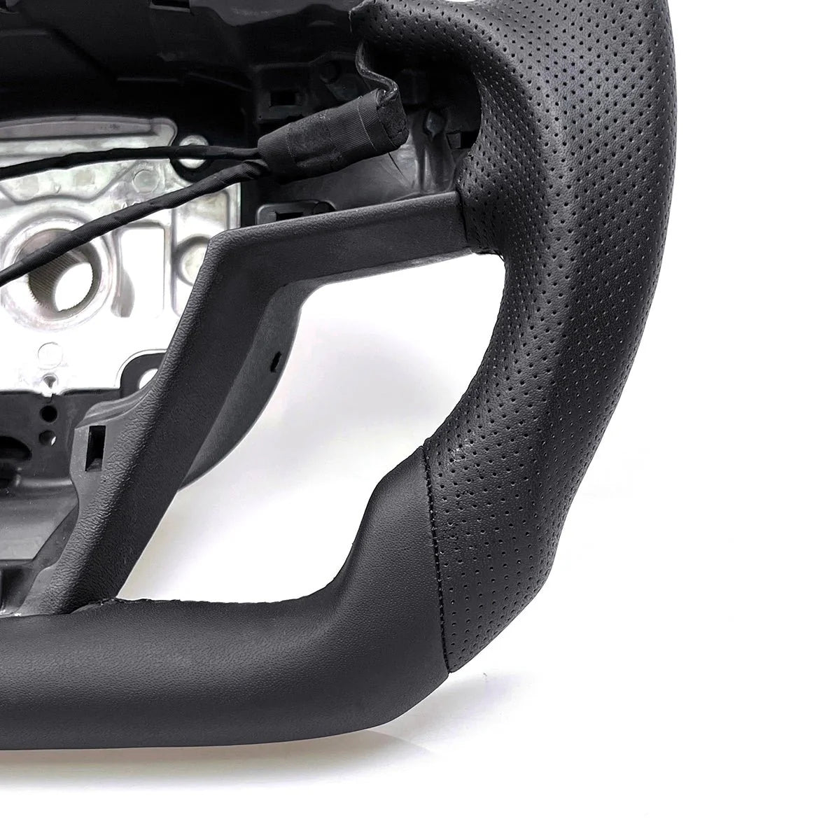 Round Steering Wheel Replacement for Tesla Model S / Model X (2021–2025) | Premium Nappa Leather | Direct-Fit Yoke to Round Conversion