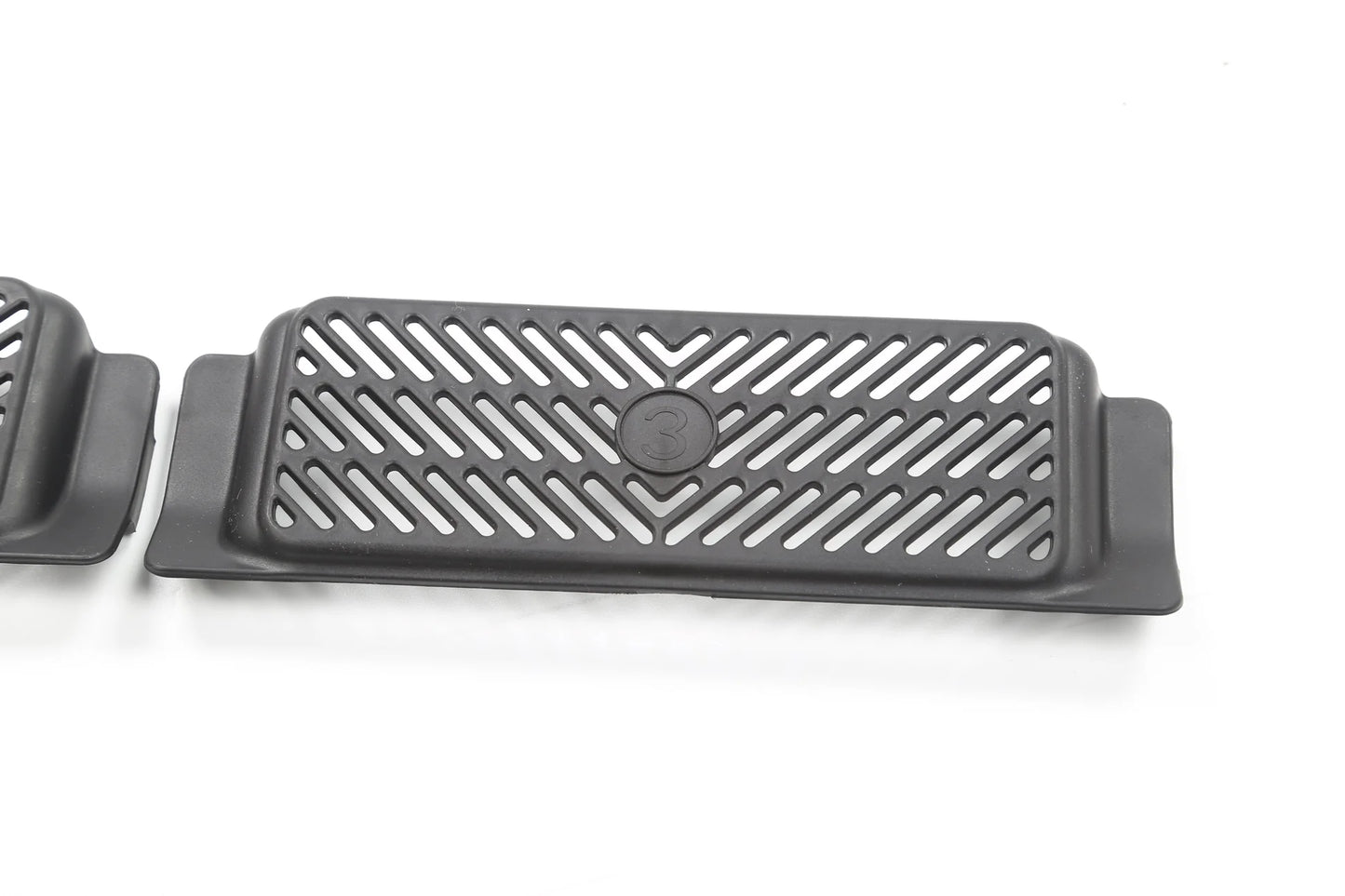 Under-Seat Air Vent Cover for Tesla Model 3 (2021–2023.10) – ABS Protective Vent Guard, Easy No-Damage Installation, Prevents Debris & Clogging